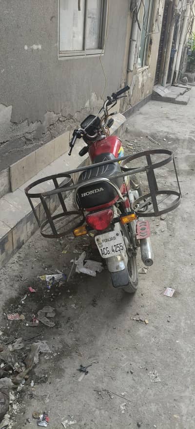Lohe ka Stand – 2 Bottlon ke liye
