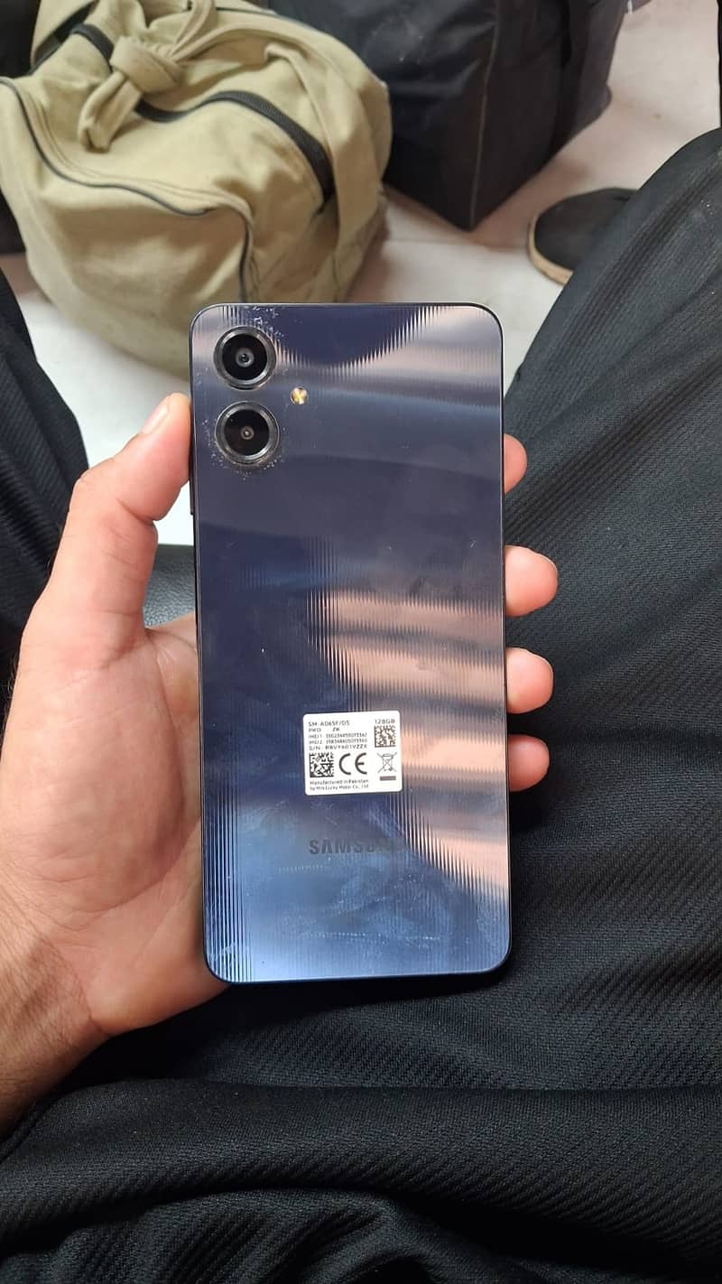 Samsung Mobile A06 1
