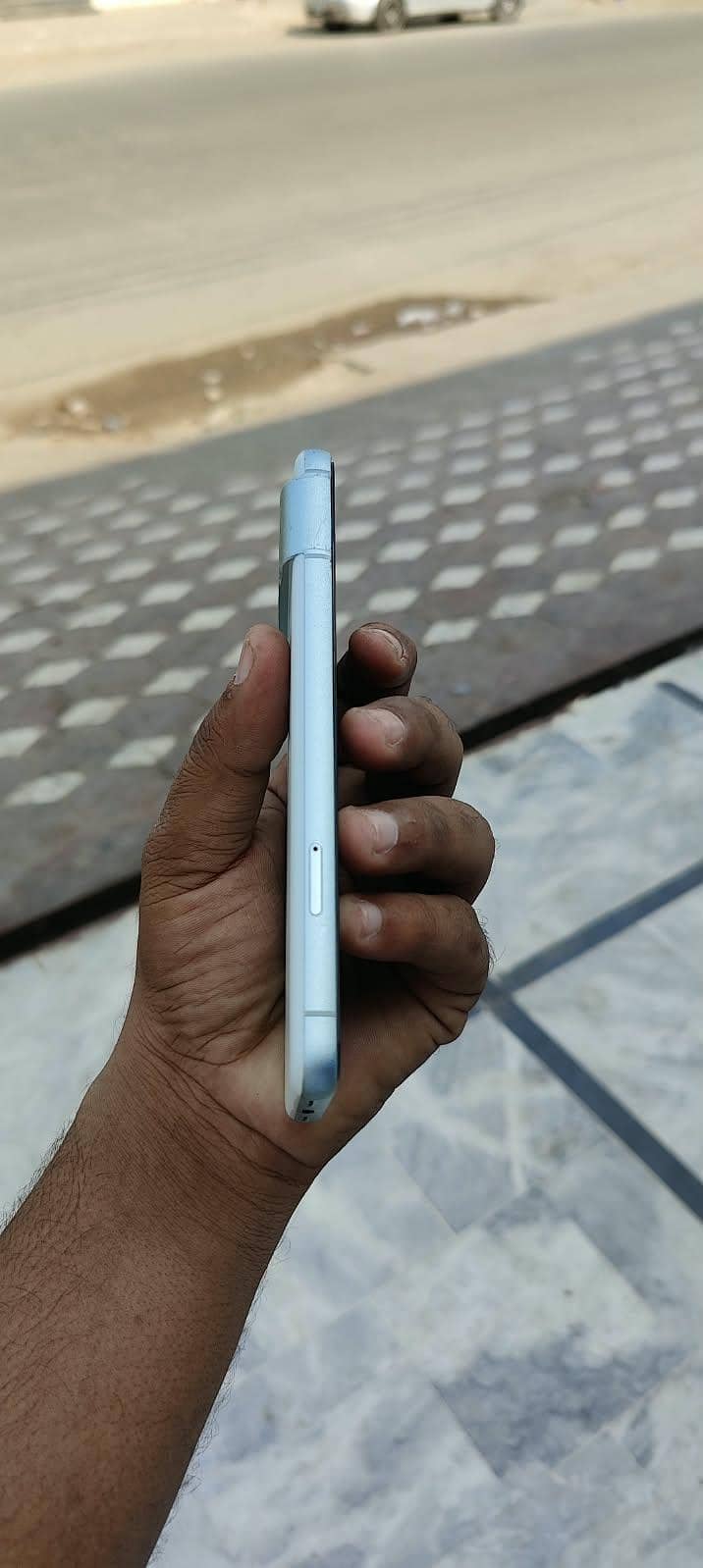 Google Pixel 8 2