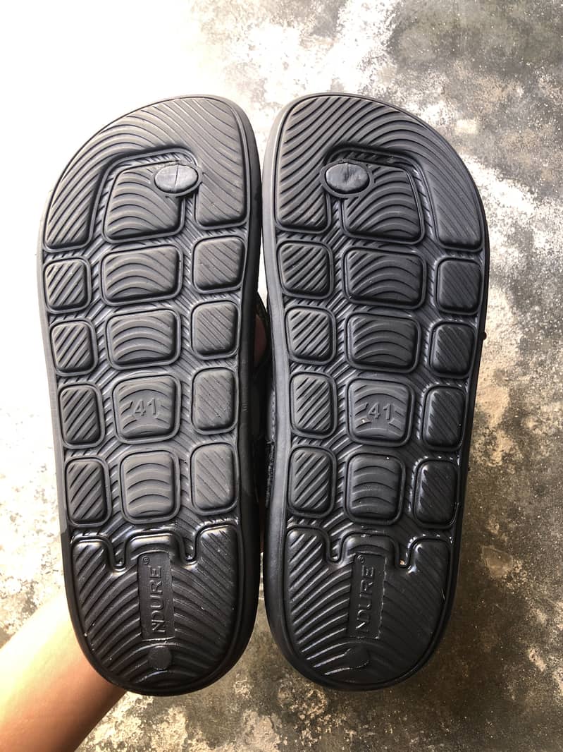 Ndure Slippers 3