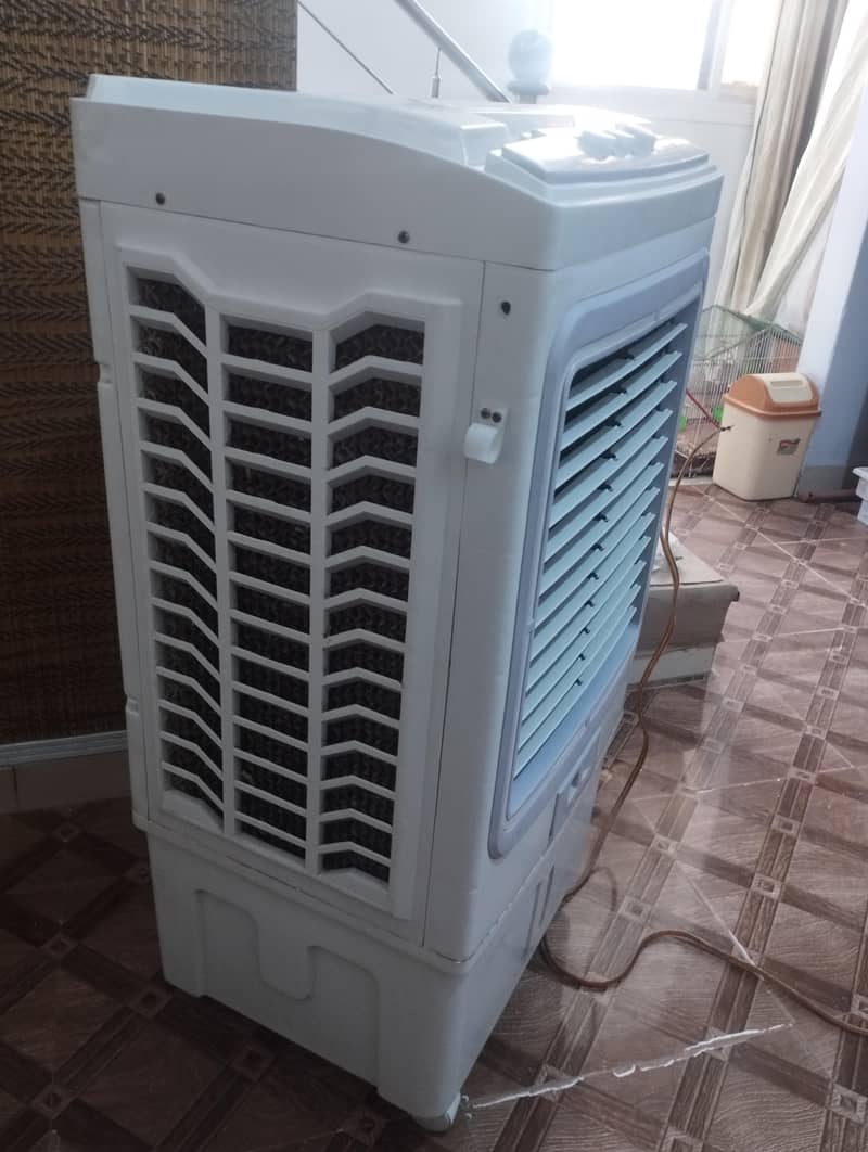 Electro air cooler 6