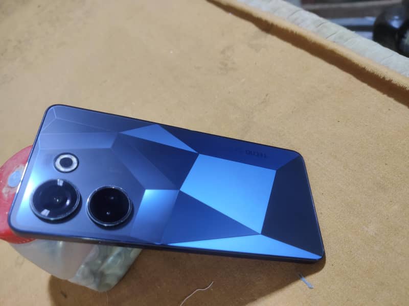 Tecno CAMON 20 Pro 0
