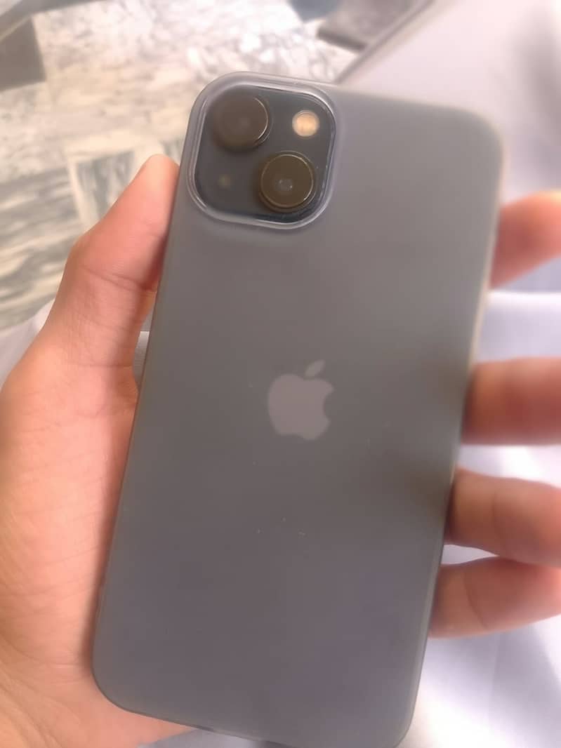Apple iPhone 13 1