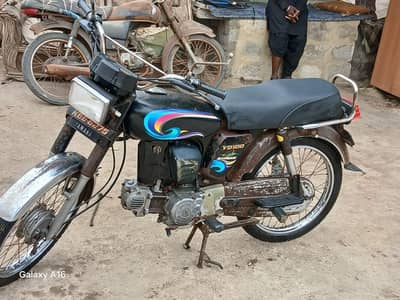 Yamaha 100 4stock