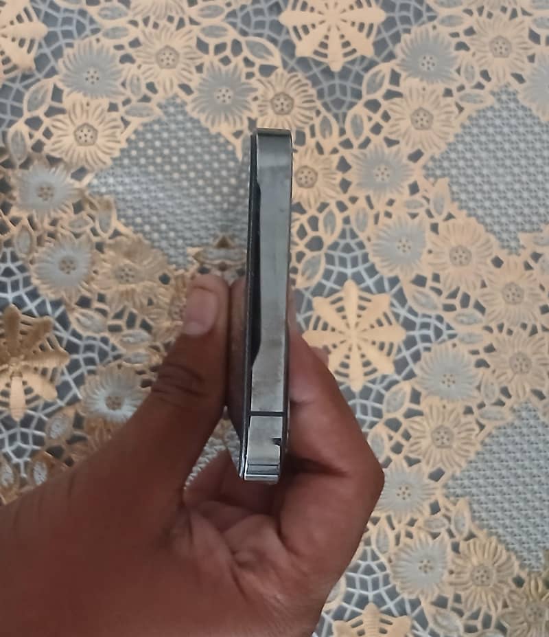 Apple iPhone 12 Pro 4