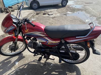 Honda Pridor 2016 Model