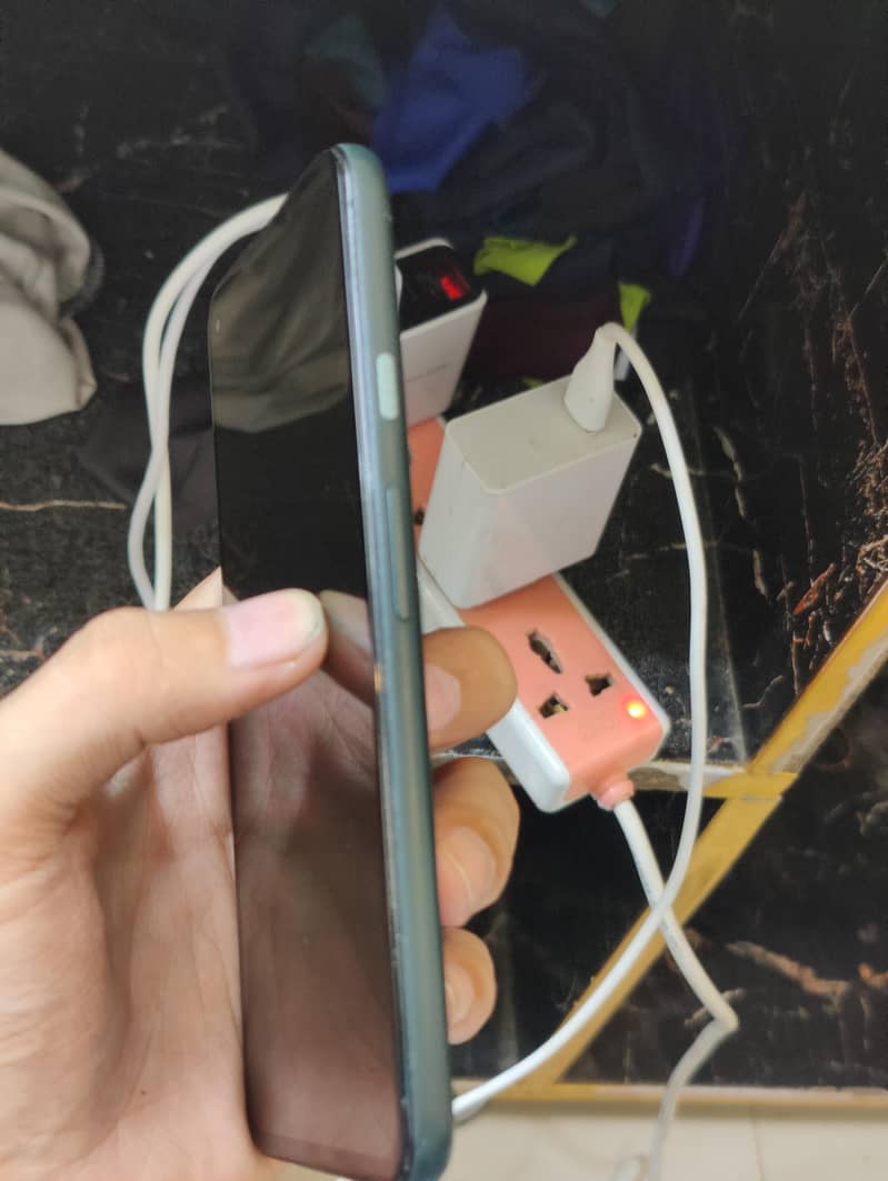 Google Pixel 5a 4