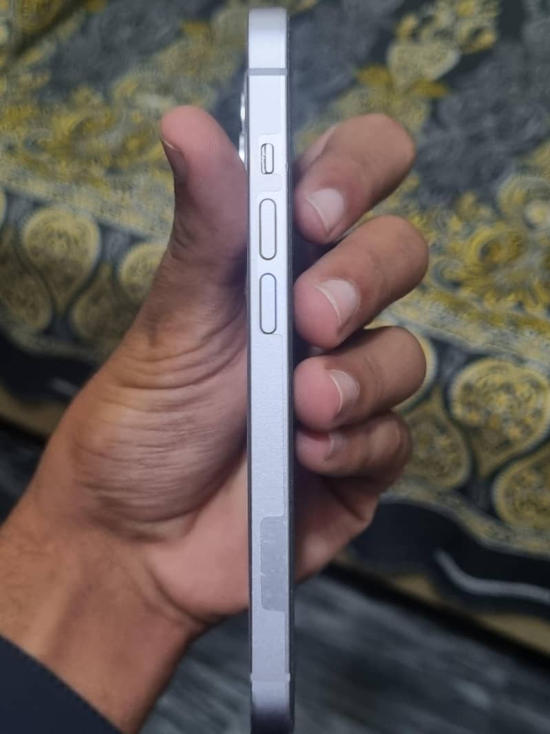 Apple iPhone 14 6