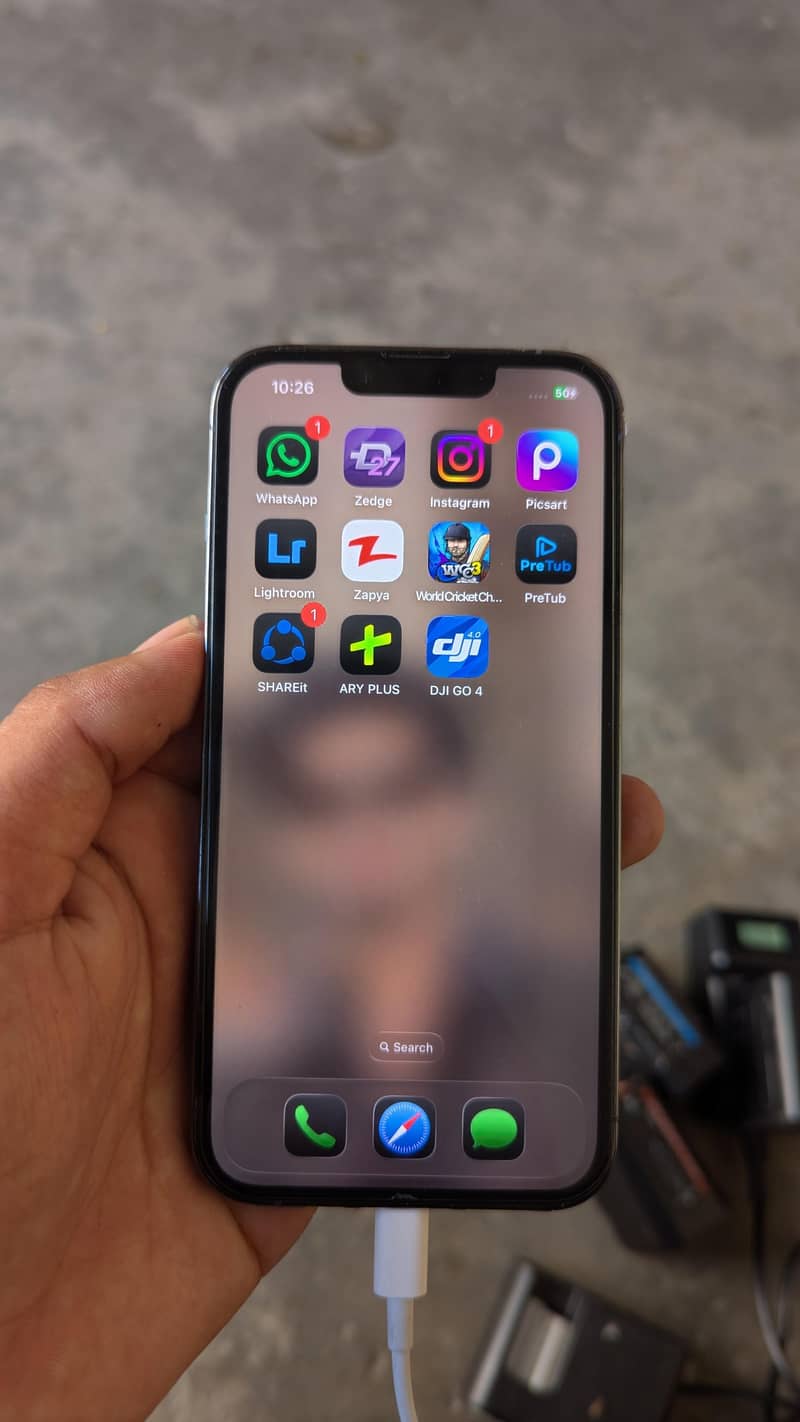 Apple iPhone 13 Pro 1