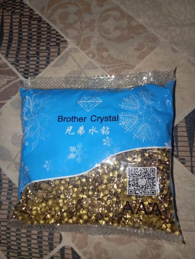 golden crystals