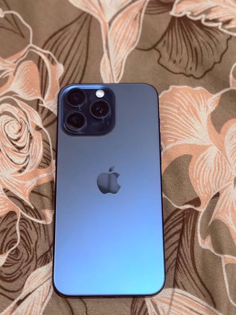 Apple iPhone 15 Pro Max 5