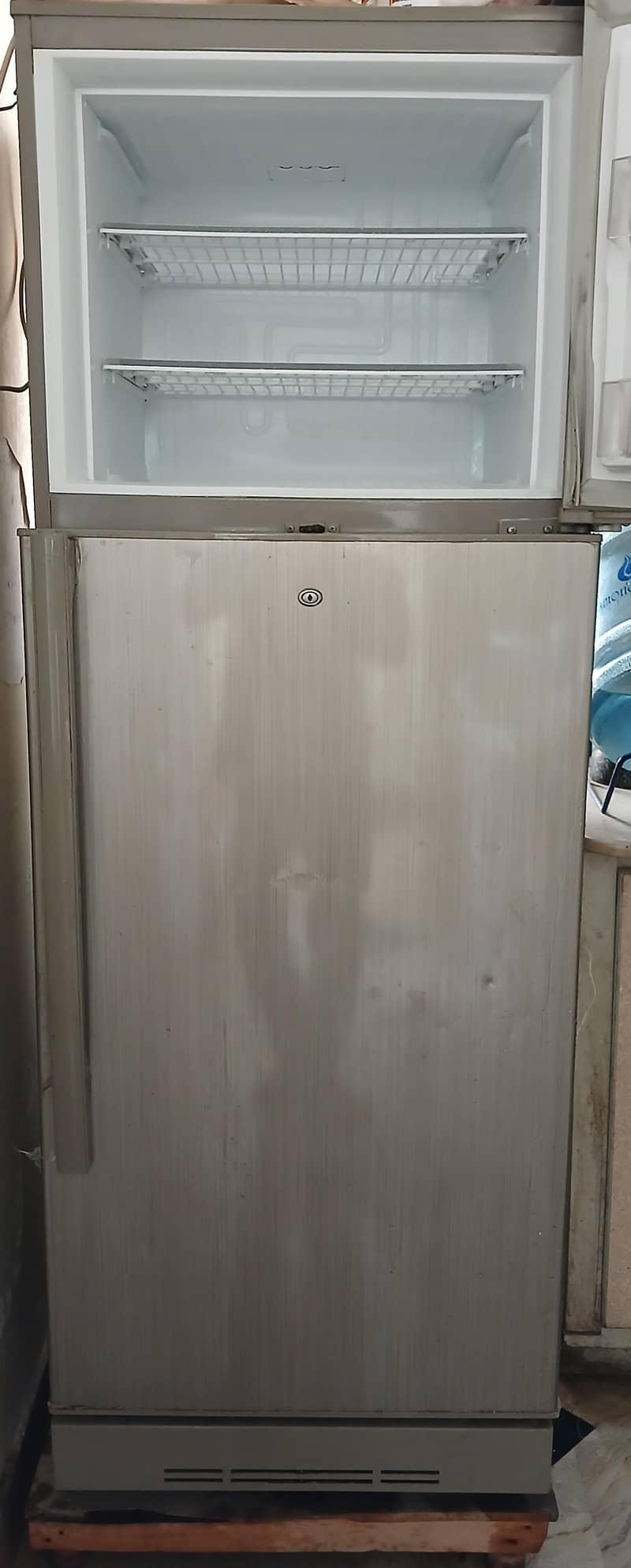 Refrigerator 7