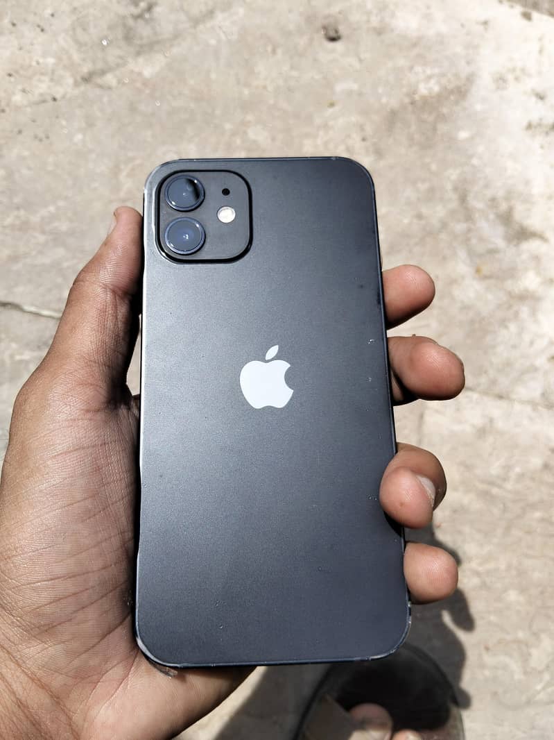 Apple iPhone 12 jv 0