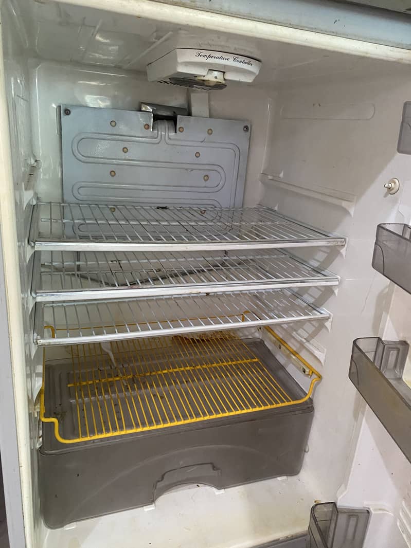 Dawlance Refrigerator 4