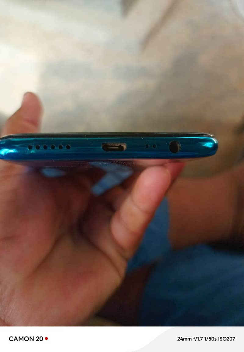 Realme 3 2