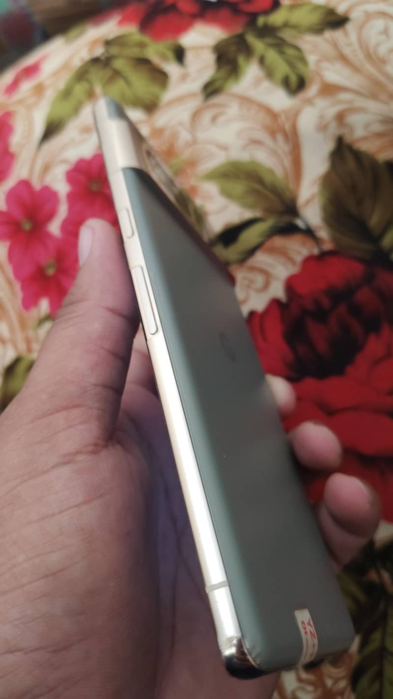 Google Pixel 7 Pro 8