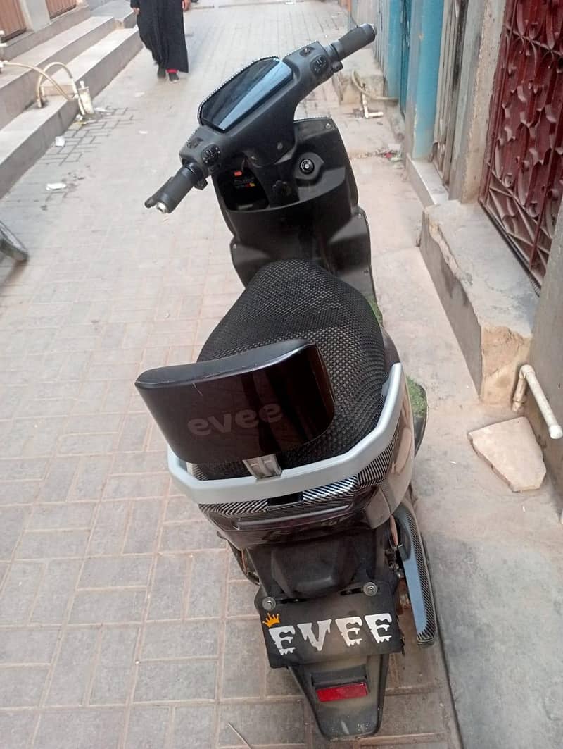 evee c1 pro 2