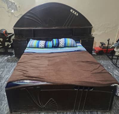 Double bed with mattress