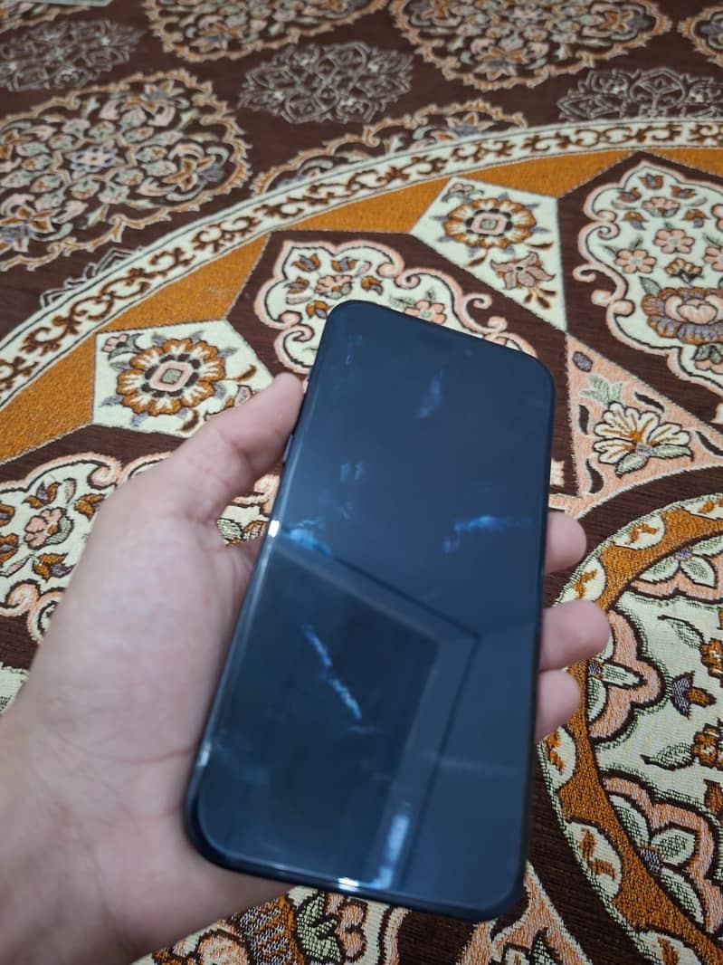 Apple iPhone 15 plus 1