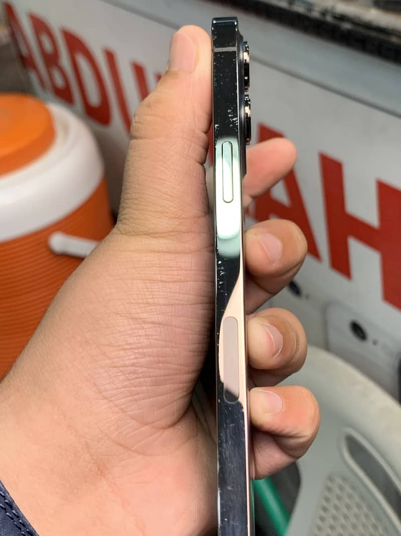 Apple iPhone 12 Pro Max 8