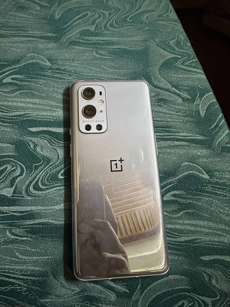 One Plus 9 Pro 0