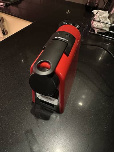 Nespresso Essenza Mini D30 Coffee Machine