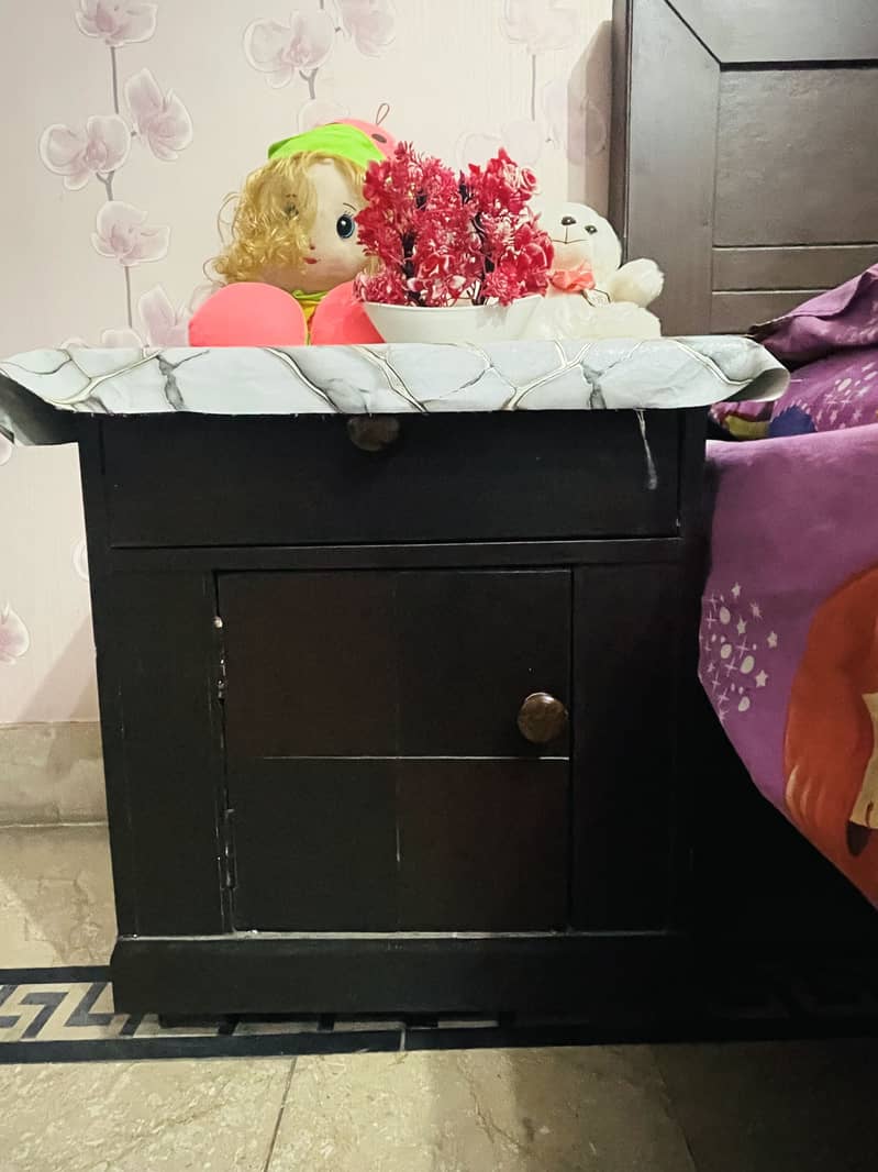 USED BED 3