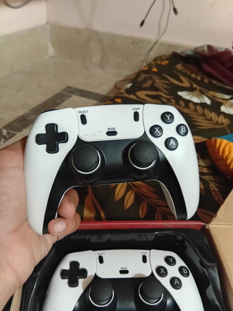 Gamining stick with two controllers 2