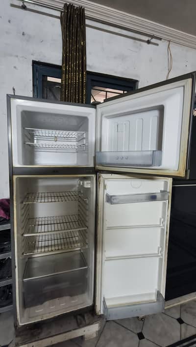 Refrigerator Haire Farig for sale
