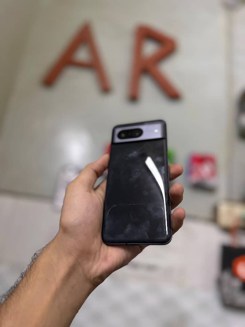 Google Pixel 8 2