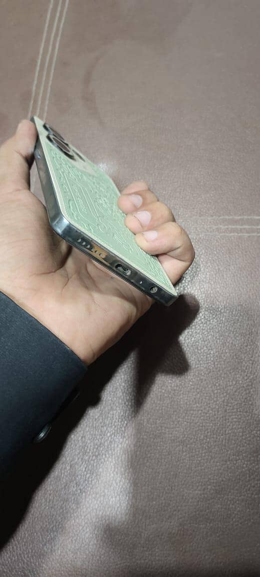 Tecno CAMON 20 2