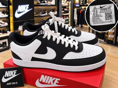 **Original Branded Nike Black & White Sneakers – Size 11 UK / 46 EU**