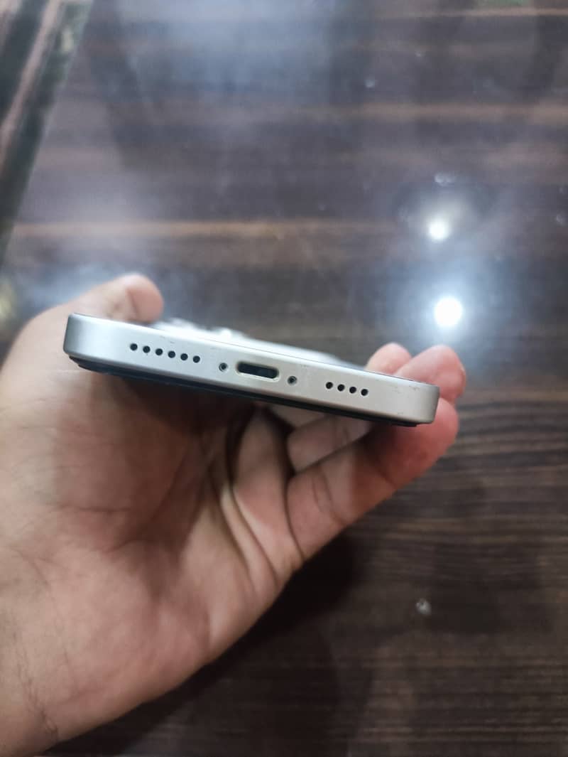 Apple iPhone XR 5
