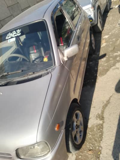 Daihatsu Cuore 2003