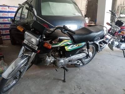 Honda CD 70 2023