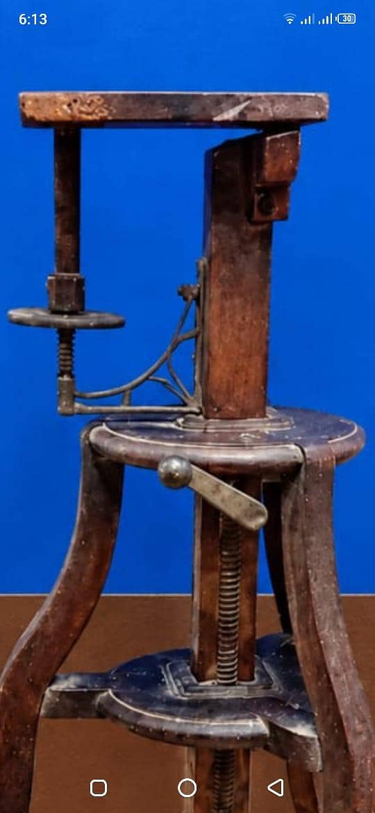 Camera Stand 1