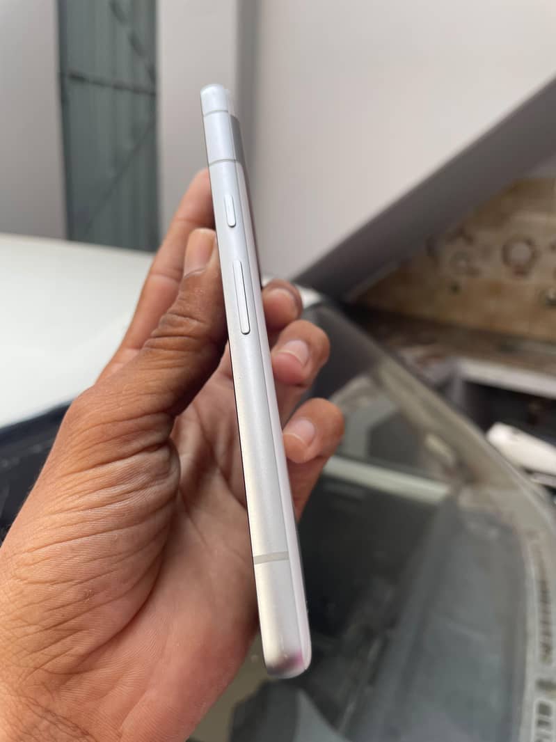 Google Pixel 7a 3