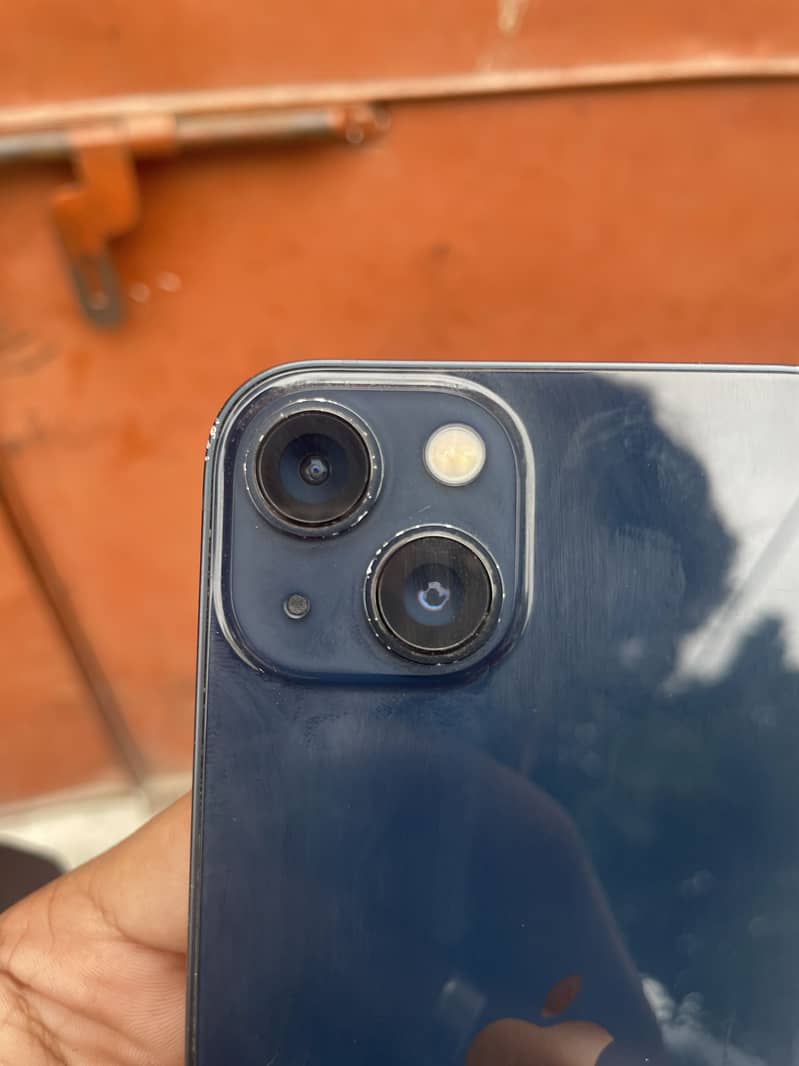 Apple iPhone 13 1