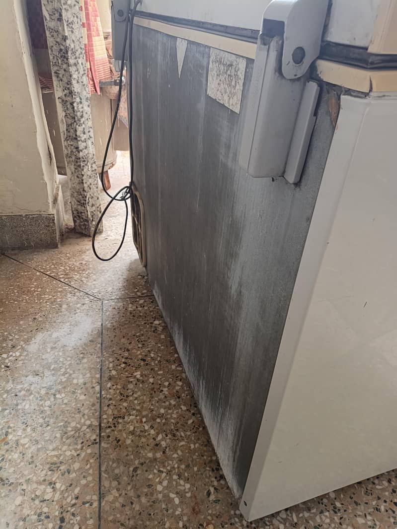Dawlance Deep Freezer 3