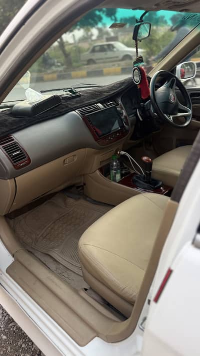 Honda Civic Oriel 2003