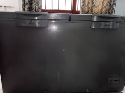 Deep freezer double door Dawlance Inverter