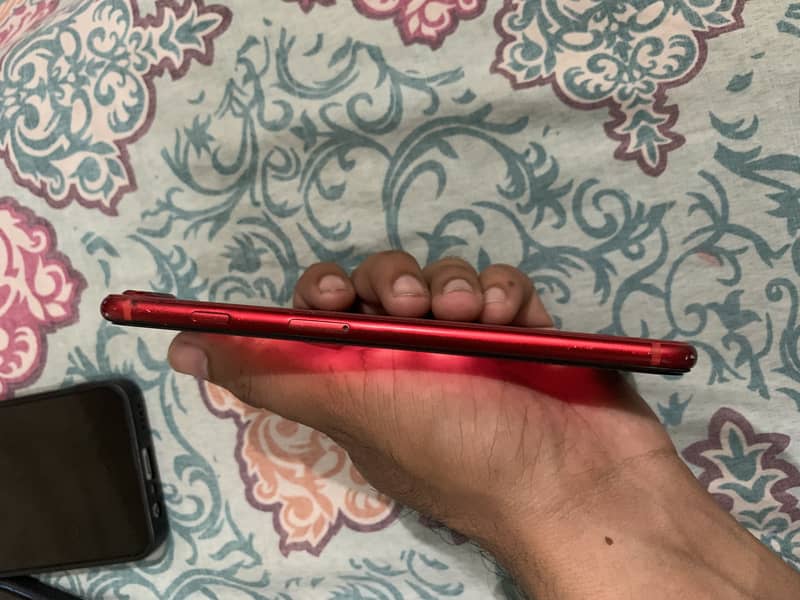 Apple iPhone 8 Plus 5