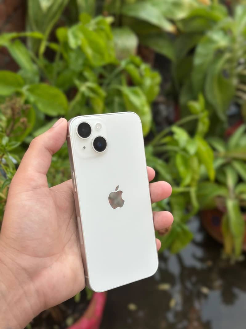Apple iPhone 14 3