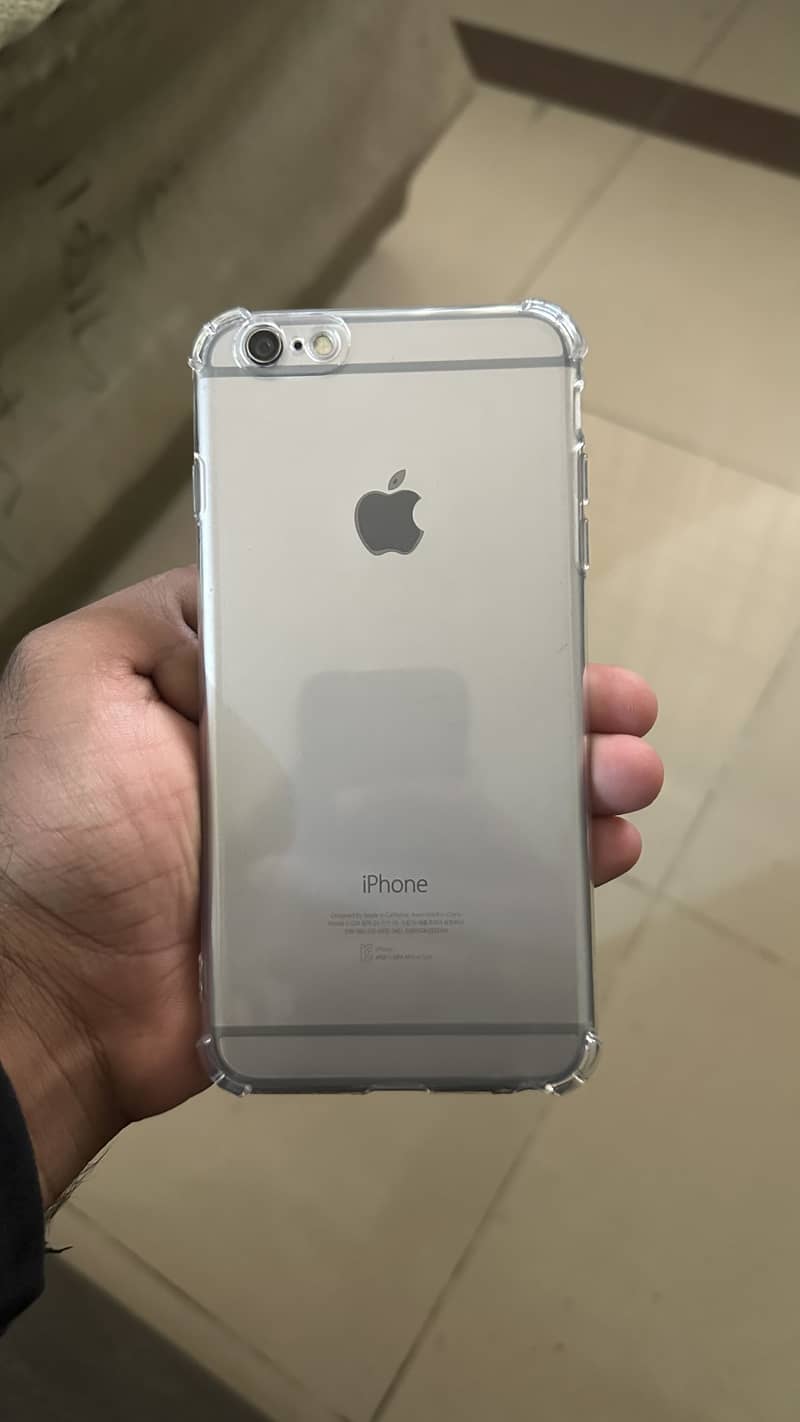 Apple iPhone 6 Plus 0