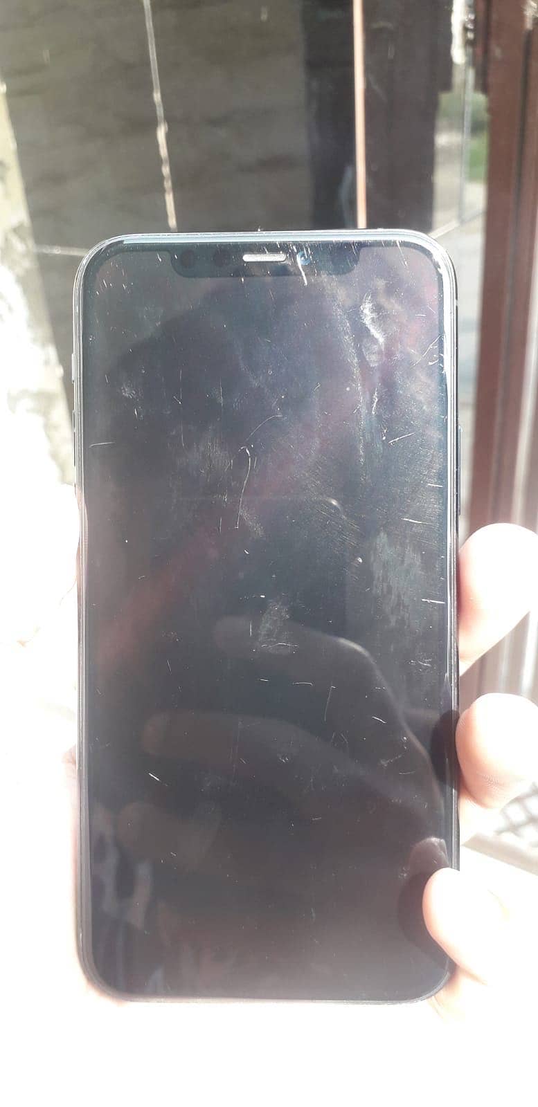 Apple iPhone 11 Pro 2