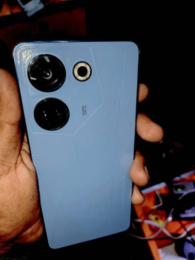 Tecno CAMON 20
