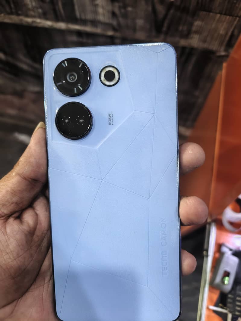 Tecno CAMON 20 1
