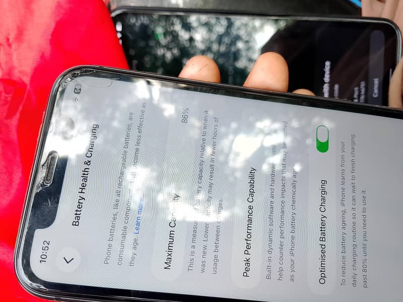 Apple iPhone 11 0