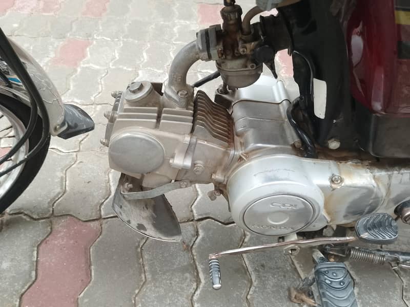 CD 70 Model 2022 13