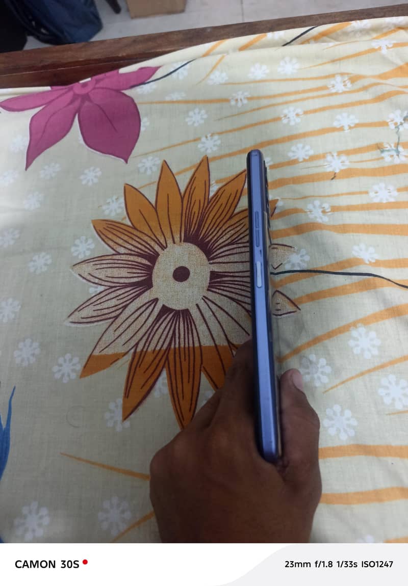 Tecno Camon 18 T 3
